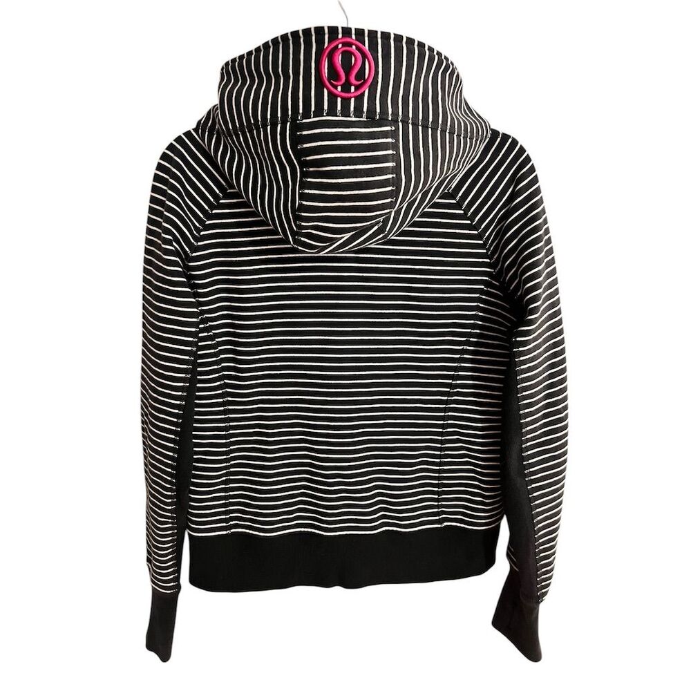 Lululemon Women's Scuba Hoodie Black White Stripe
Brisk Bloom Size 12 Full Zip - Picture 6 of 10